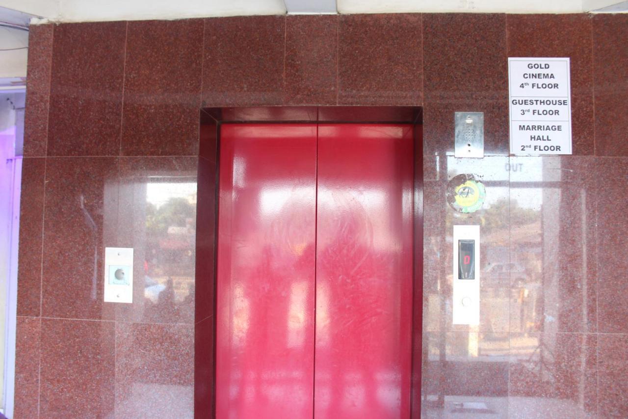 Hotel Lg Towers Guwahati Exterior foto